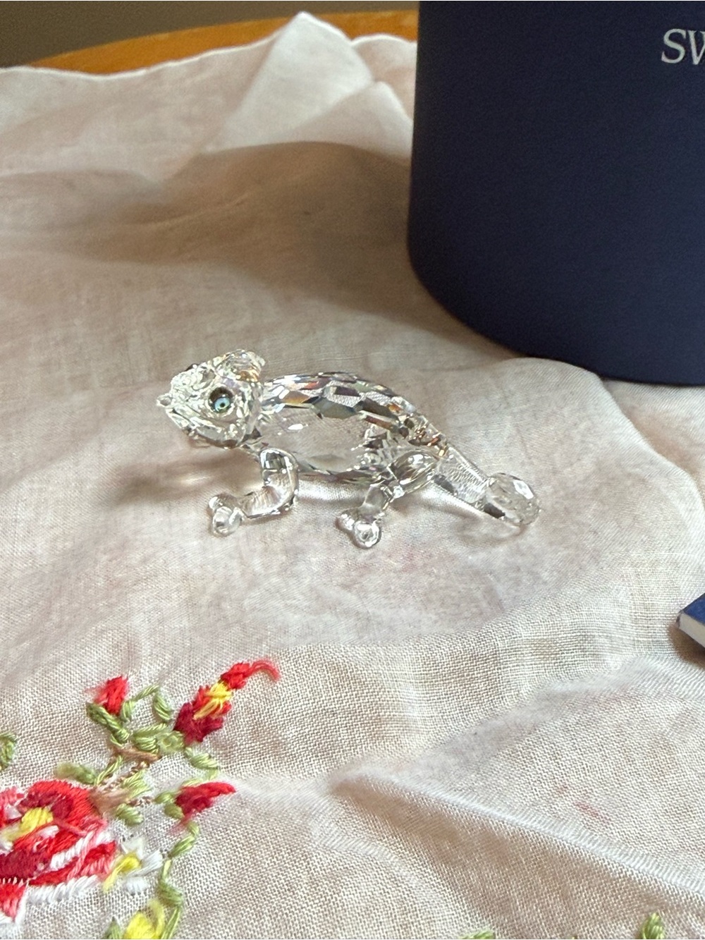 Swarovski crystal chameleon figurine 291134